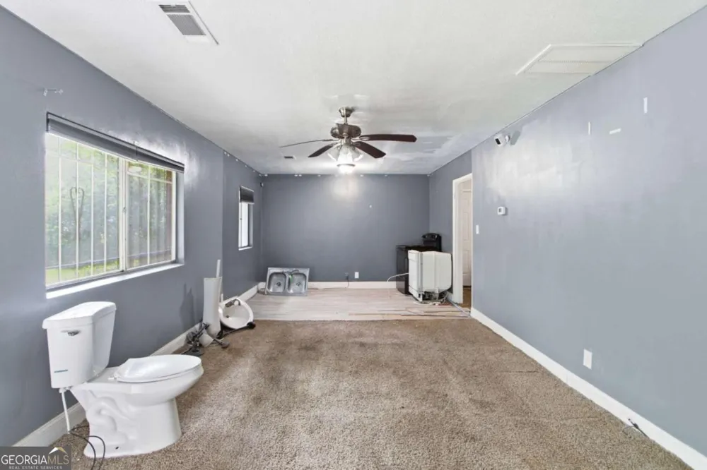 2079 Woodberry AVE Atlanta, GA 30344