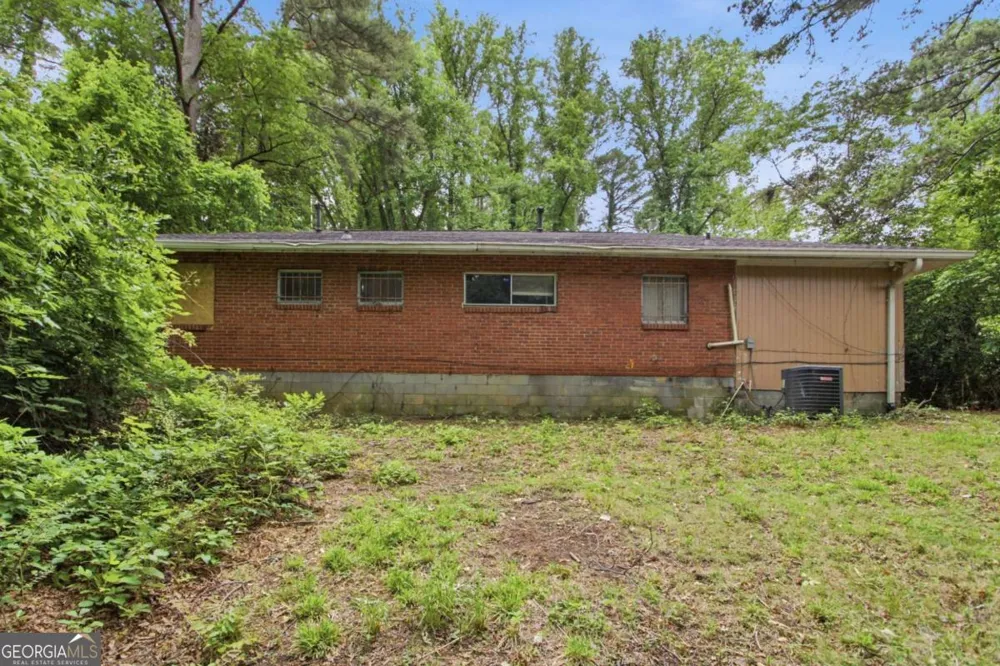 2079 Woodberry AVE Atlanta, GA 30344