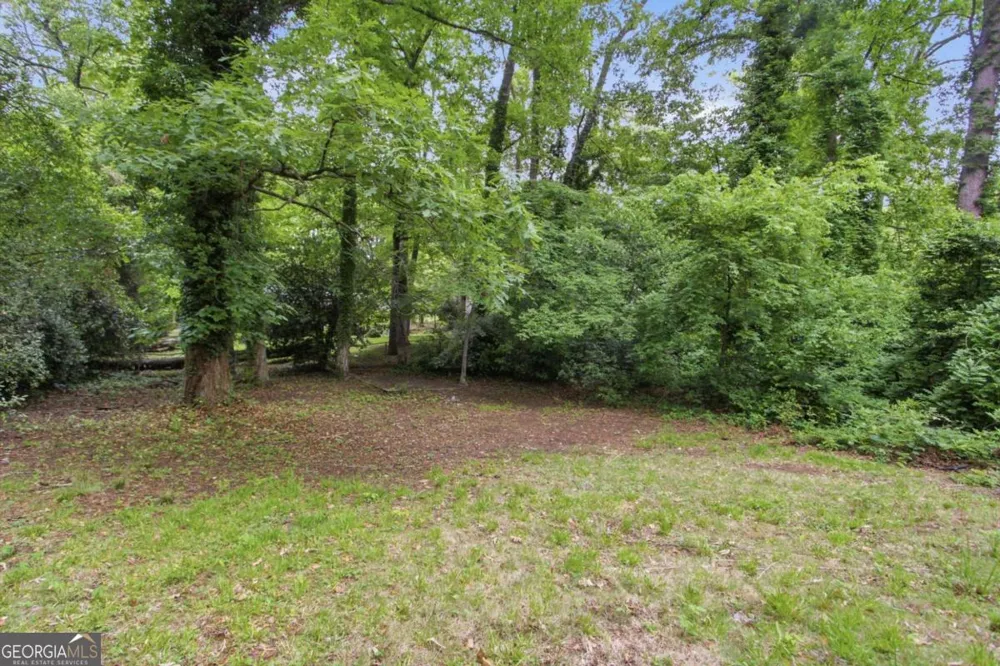 2079 Woodberry AVE Atlanta, GA 30344