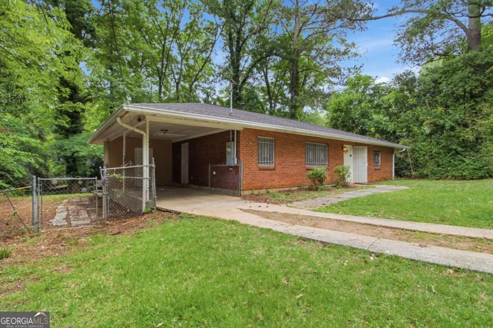 2079 Woodberry AVE Atlanta, GA 30344