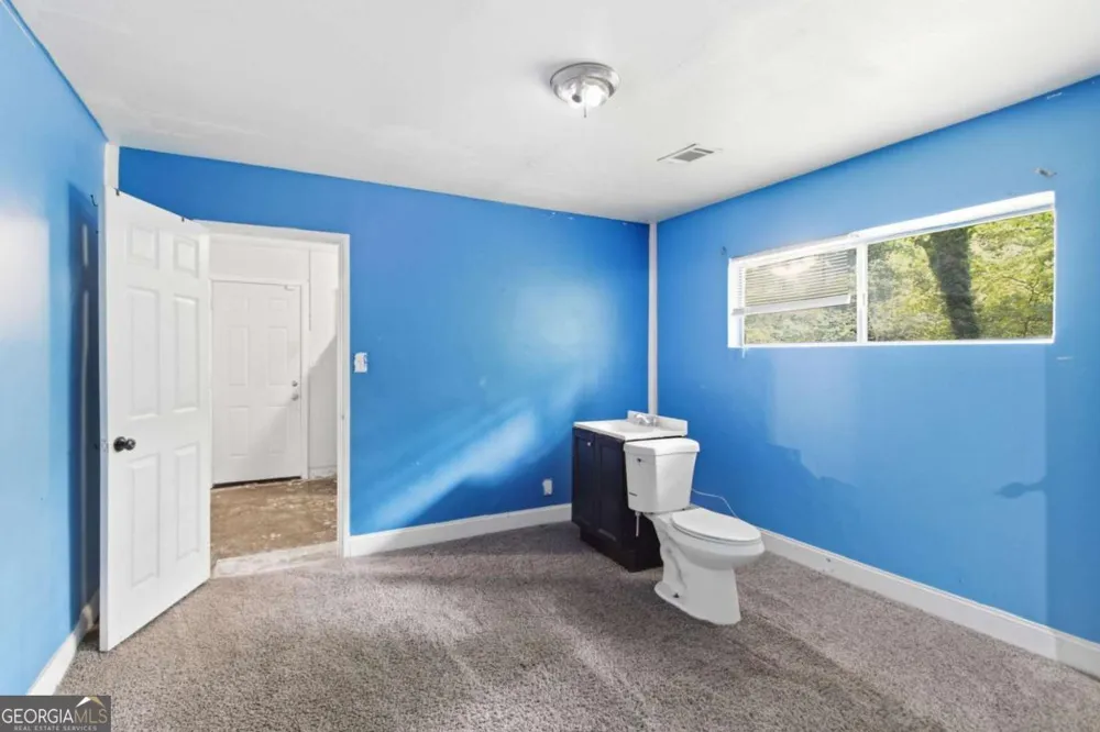 2079 Woodberry AVE Atlanta, GA 30344