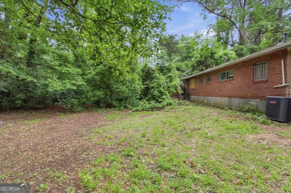 2079 Woodberry AVE Atlanta, GA 30344