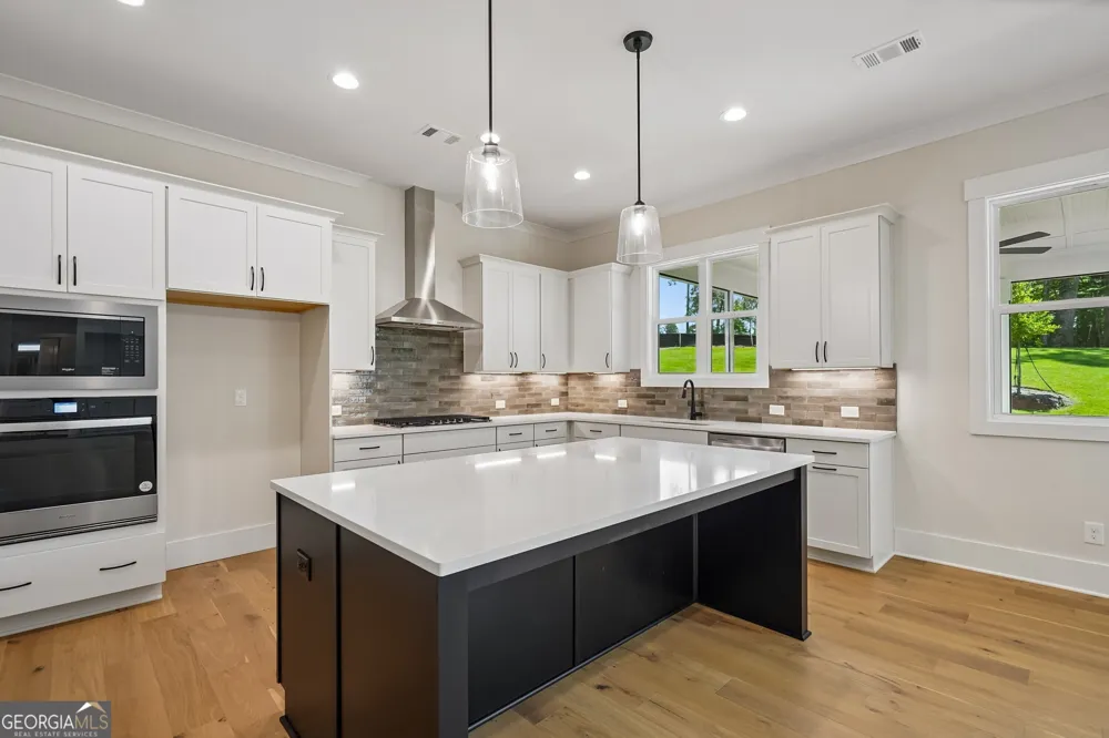 4615 Greyson Manor DR Cumming, GA 30041
