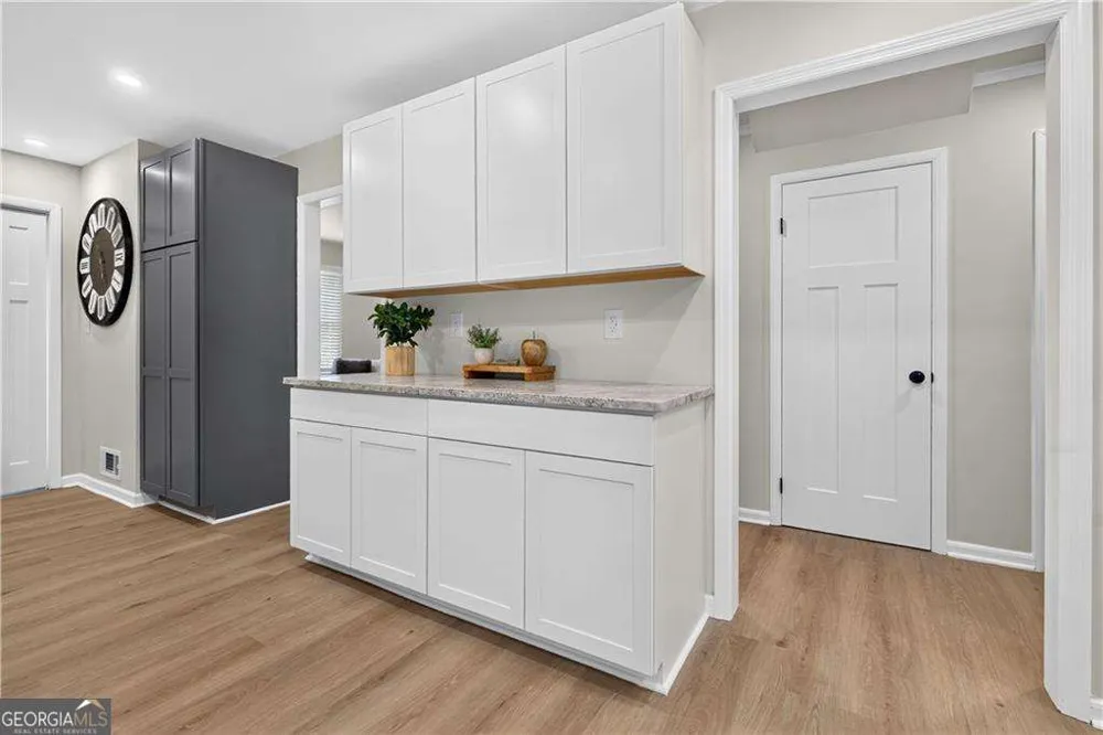 2664 Black Forest TRL SW Atlanta, GA 30331