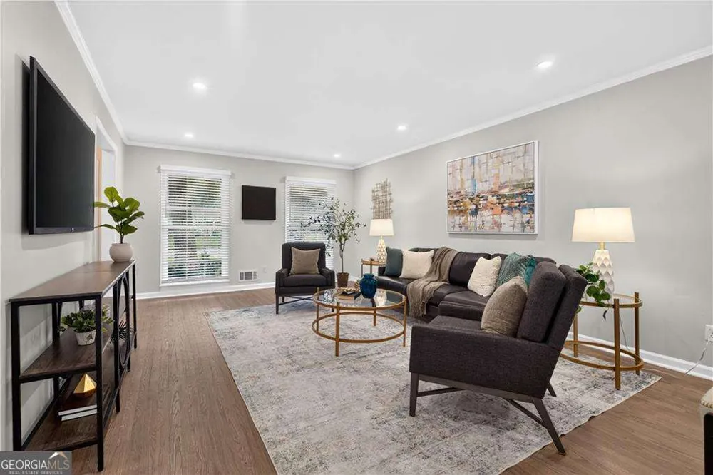 2664 Black Forest TRL SW Atlanta, GA 30331