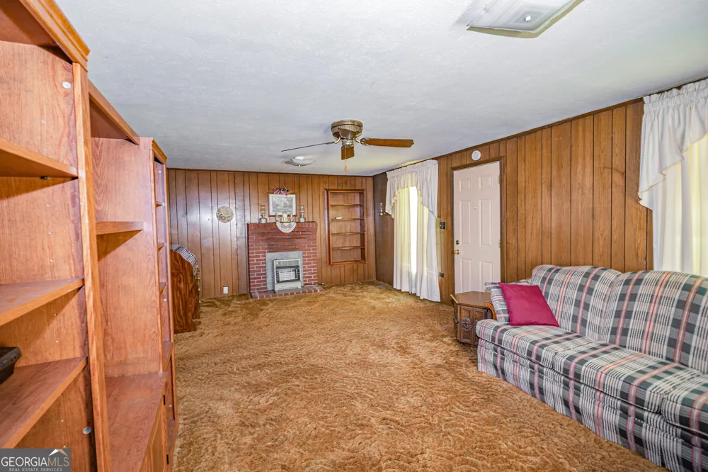 4467 Old Blacks Bluff RD SW Rome, GA 30161