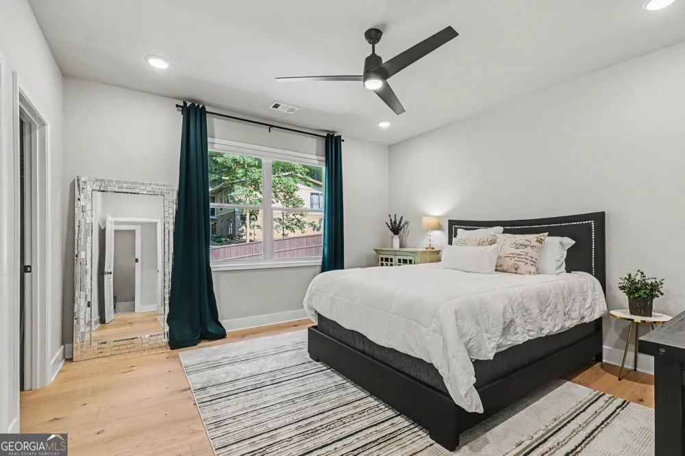 4276 Laurel Brook DR SE Smyrna, GA 30082