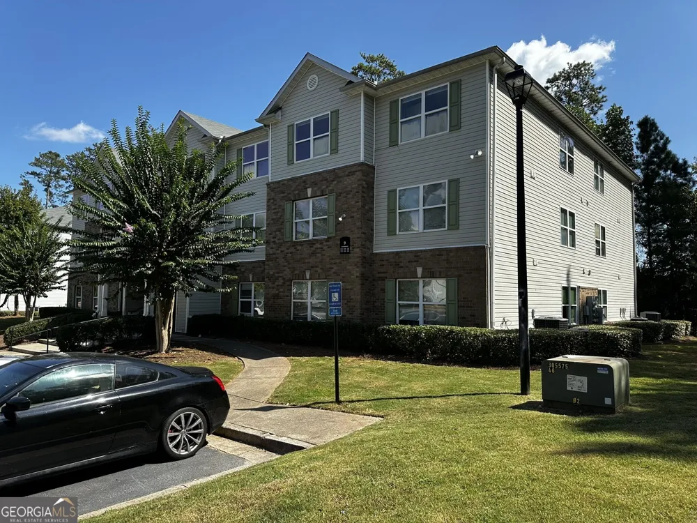 9302 Fairington Ridge CIR Lithonia, GA 30038