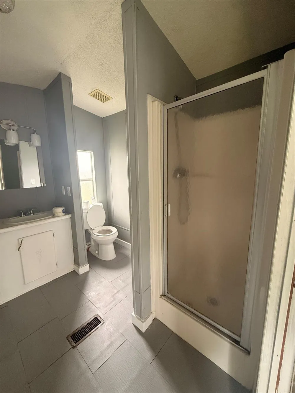 747 Road 5210 Cleveland, TX 77327