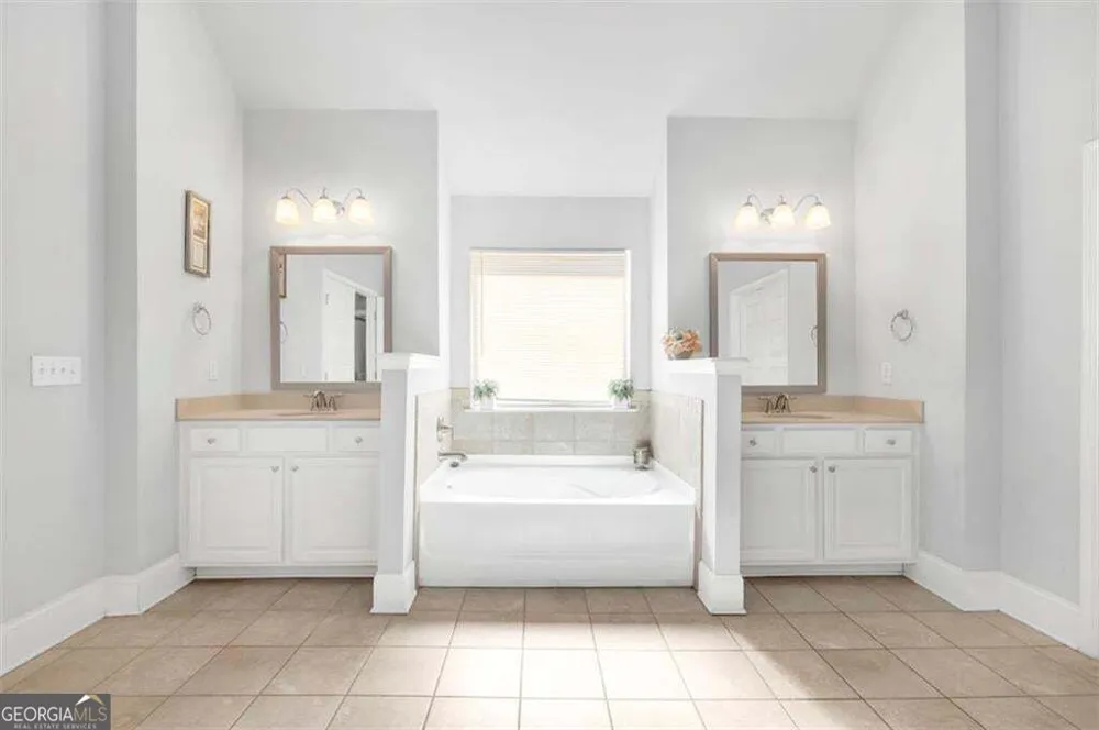 4580 Cloister CIR Hampton, GA 30228