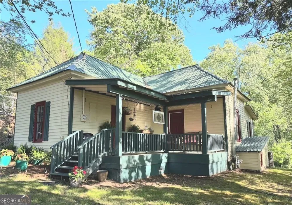 118 E Oak ST East Ellijay, GA 30540