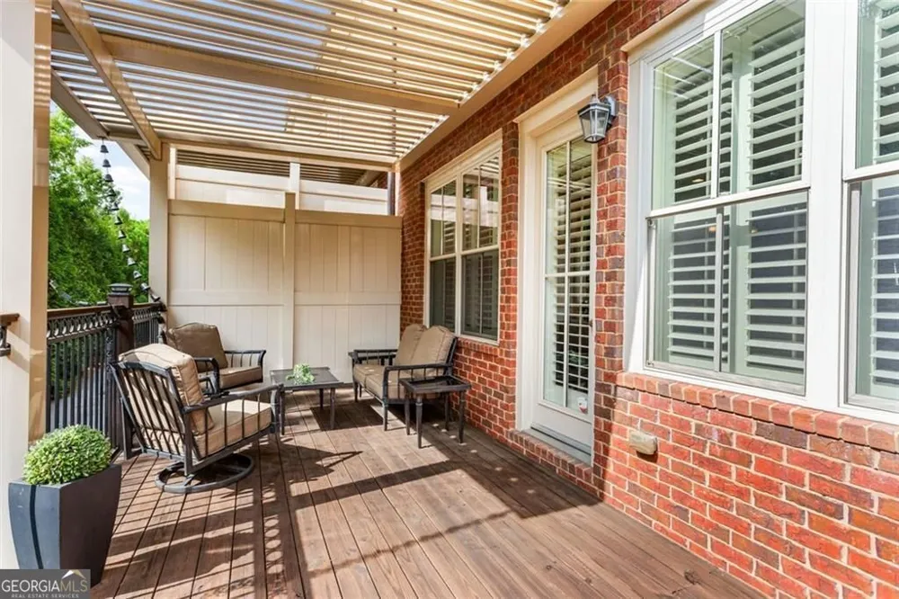 4087 Thorndale LN Smyrna, GA 30080
