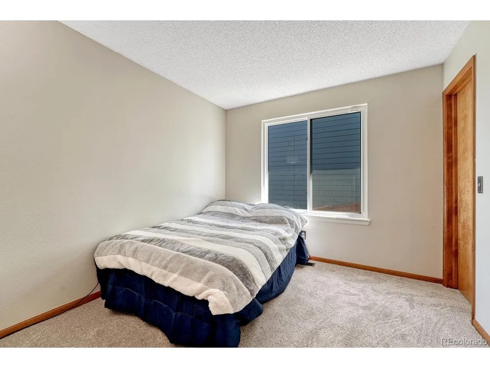 749 Redwood Court Highlands Ranch, CO 80126