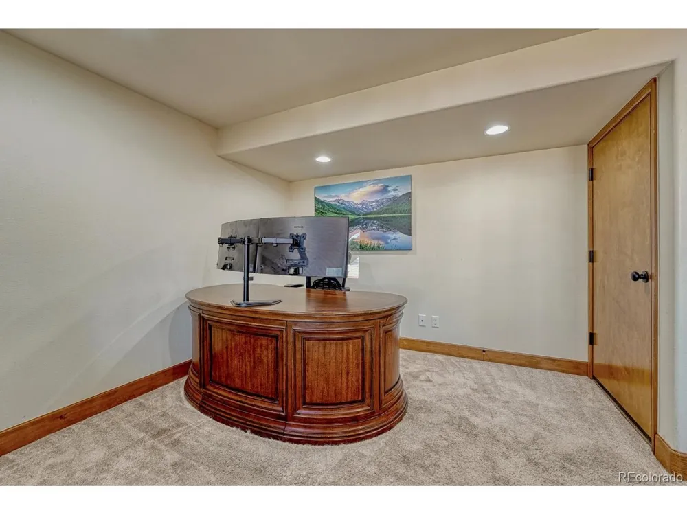 749 Redwood Court Highlands Ranch, CO 80126