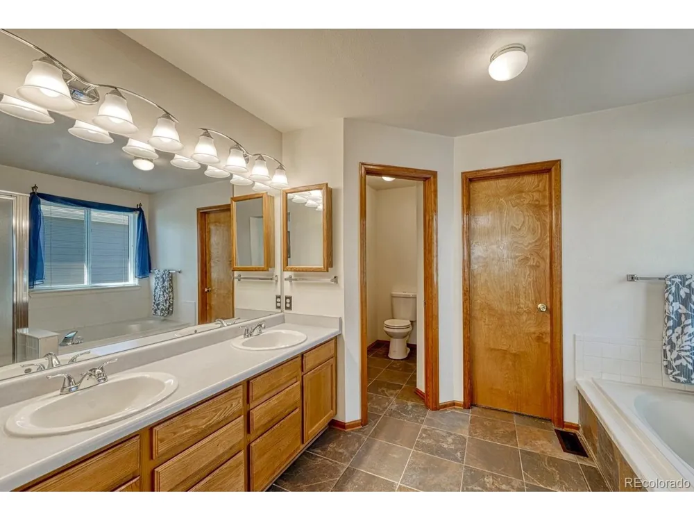 749 Redwood Court Highlands Ranch, CO 80126