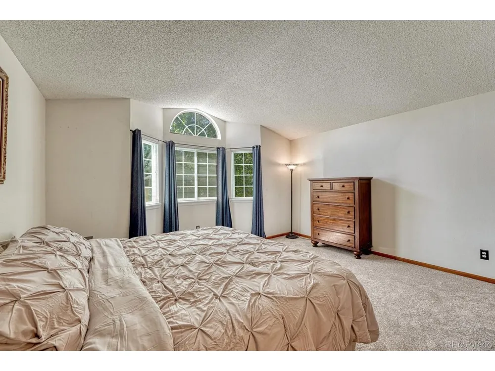 749 Redwood Court Highlands Ranch, CO 80126