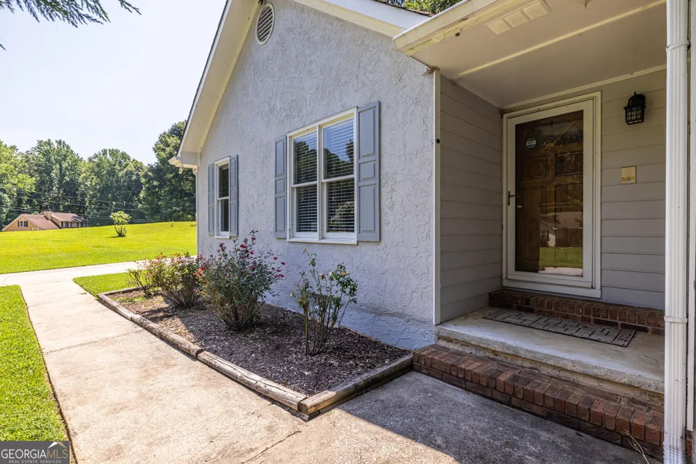 215 Valley Brook TRL Jonesboro, GA 30238
