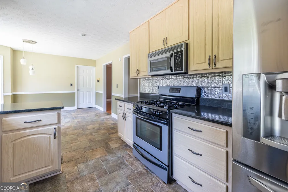 215 Valley Brook TRL Jonesboro, GA 30238