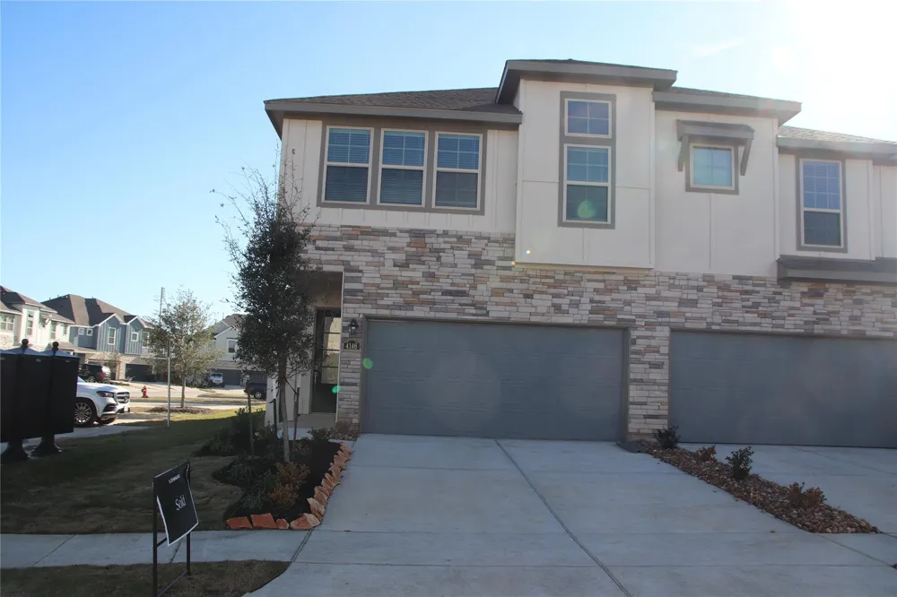 4146 Champlain Way Iowa Colony, TX 77583