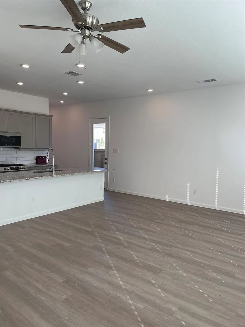 4146 Champlain Way Iowa Colony, TX 77583