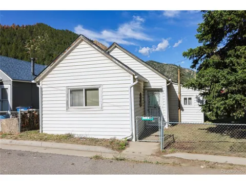 223 3rd Avenue