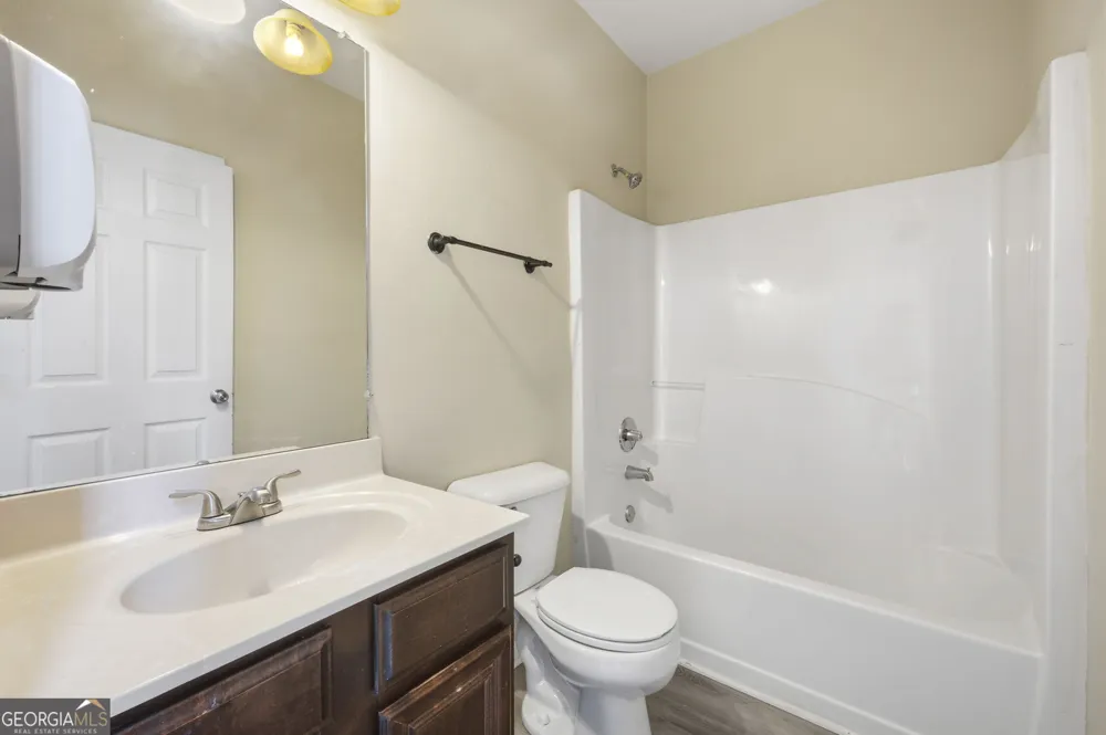 4316 Defoors Farm TRL Powder Springs, GA 30127