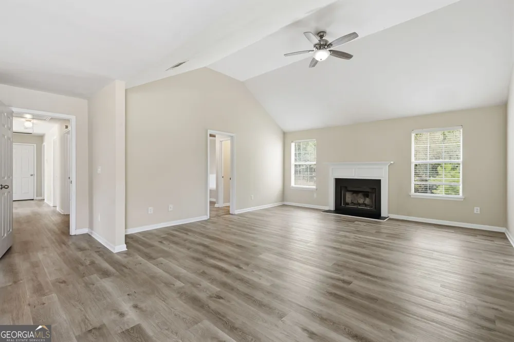 4316 Defoors Farm TRL Powder Springs, GA 30127