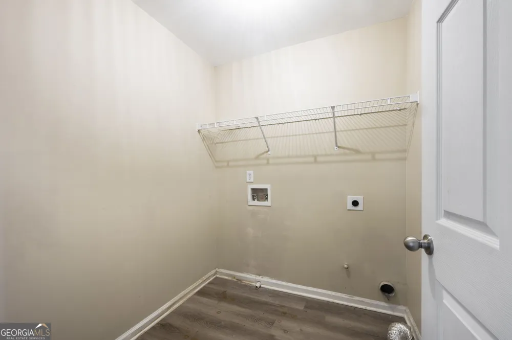 4316 Defoors Farm TRL Powder Springs, GA 30127
