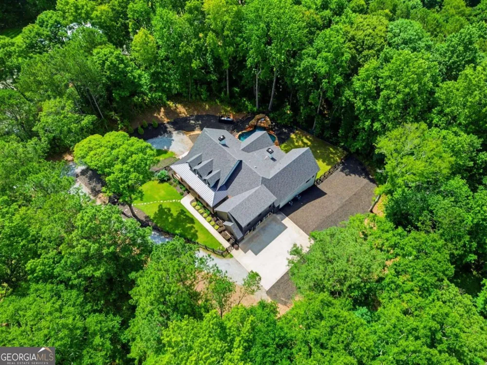 650 Avery RD Canton, GA 30115