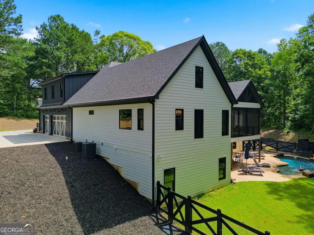 650 Avery RD Canton, GA 30115