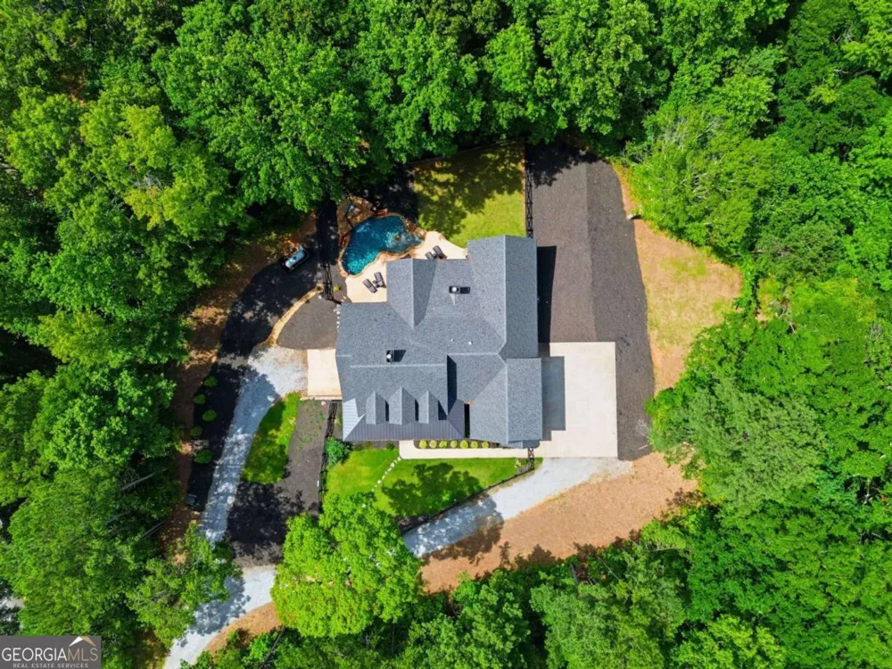 650 Avery RD Canton, GA 30115