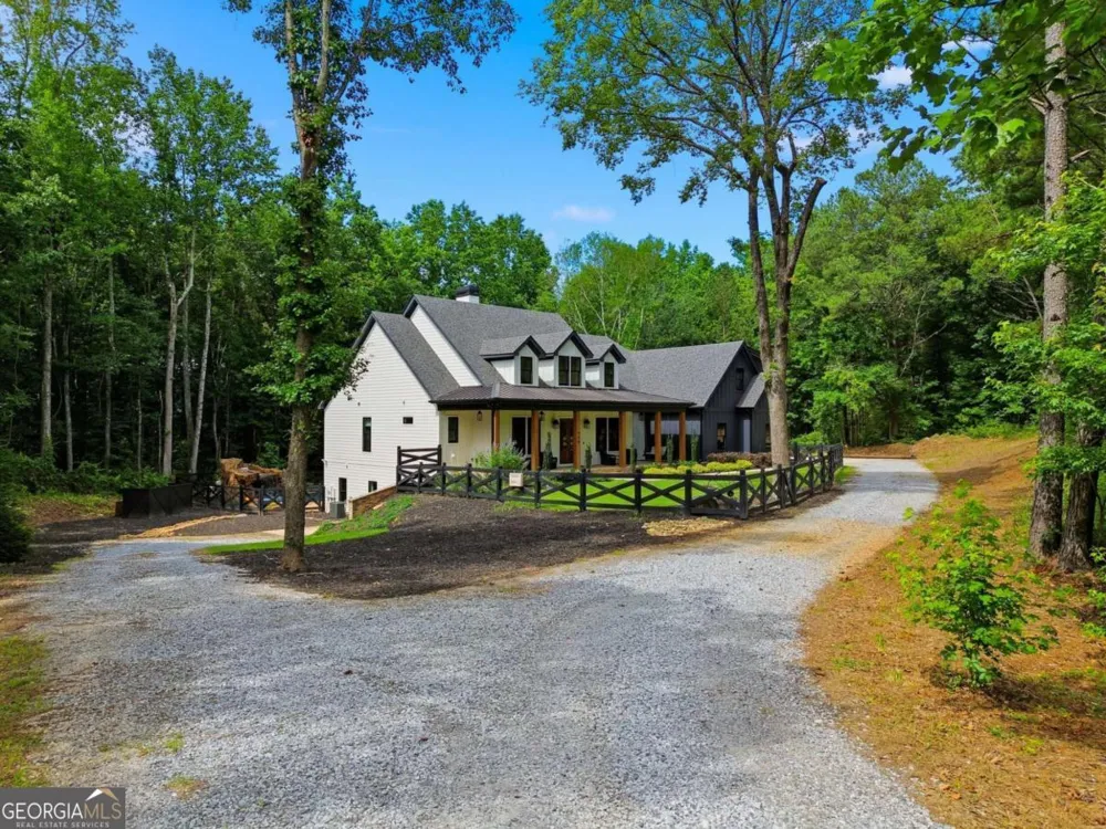 650 Avery RD Canton, GA 30115