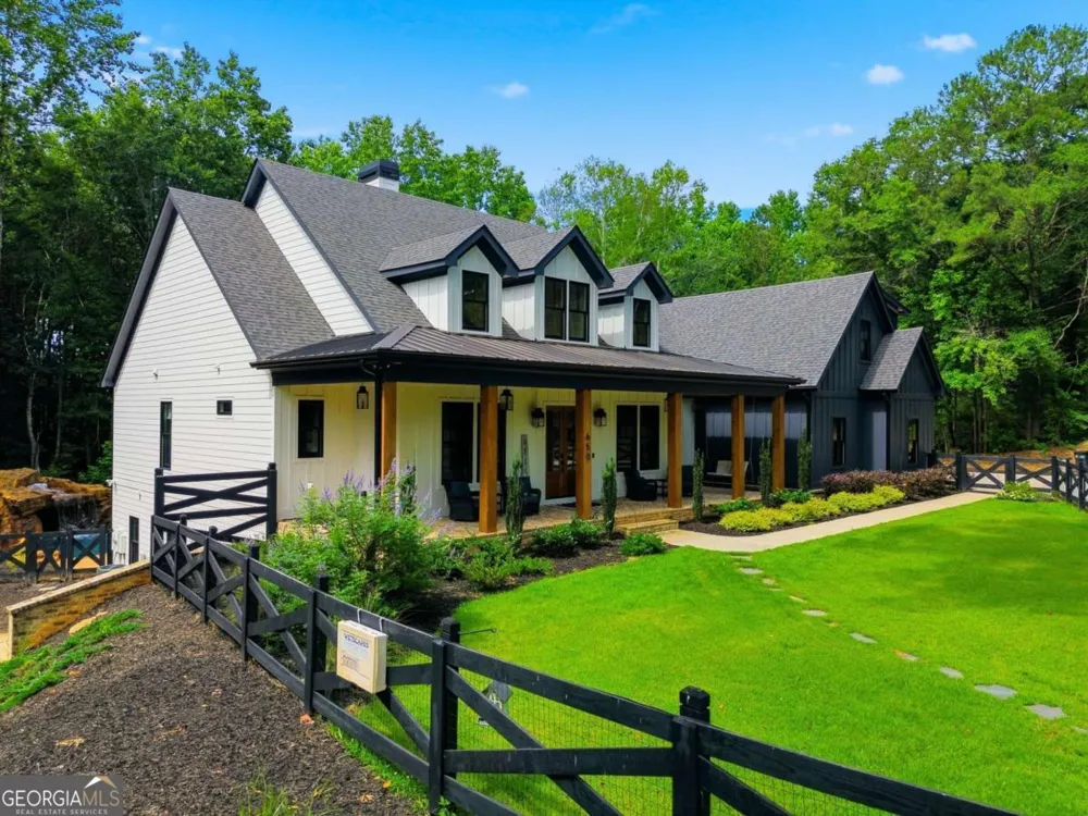 650 Avery RD Canton, GA 30115
