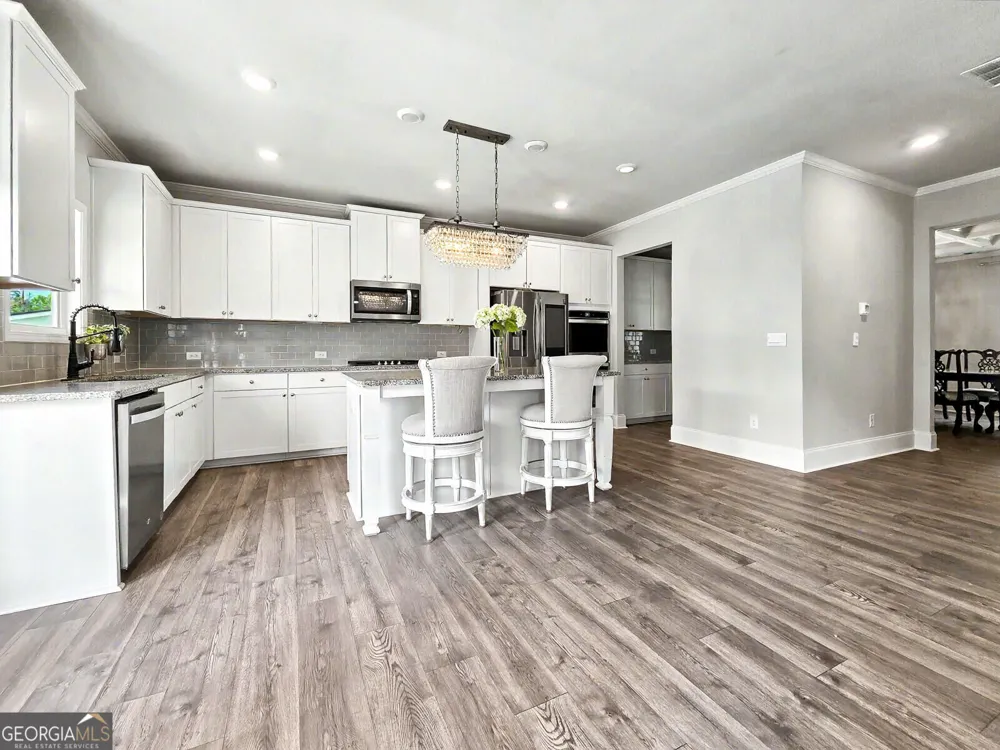 349 Garnet DR Acworth, GA 30101