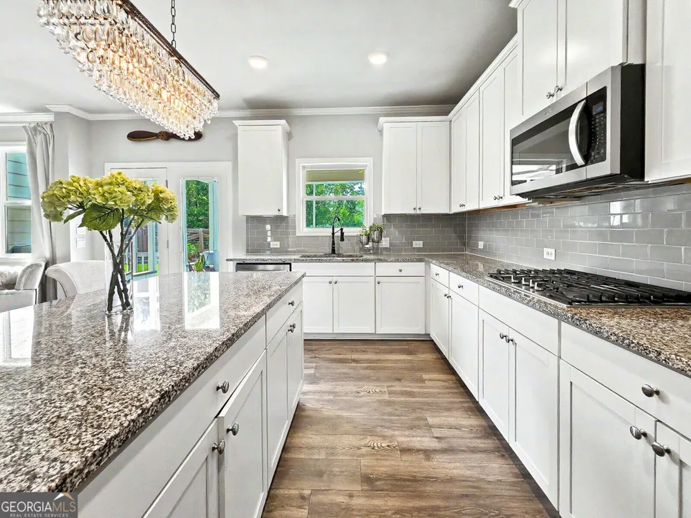 349 Garnet DR Acworth, GA 30101