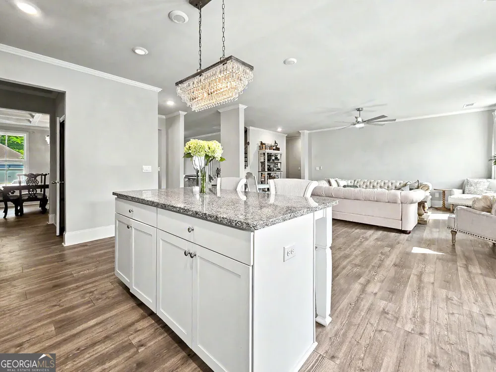 349 Garnet DR Acworth, GA 30101