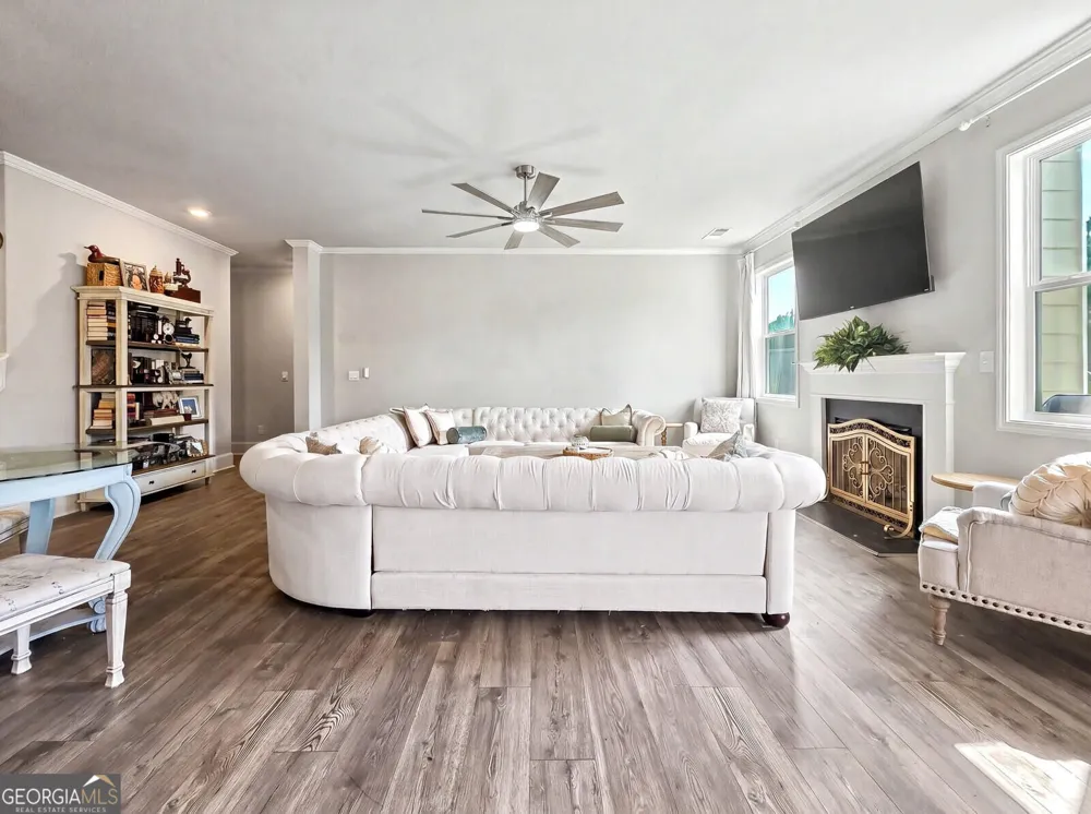 349 Garnet DR Acworth, GA 30101