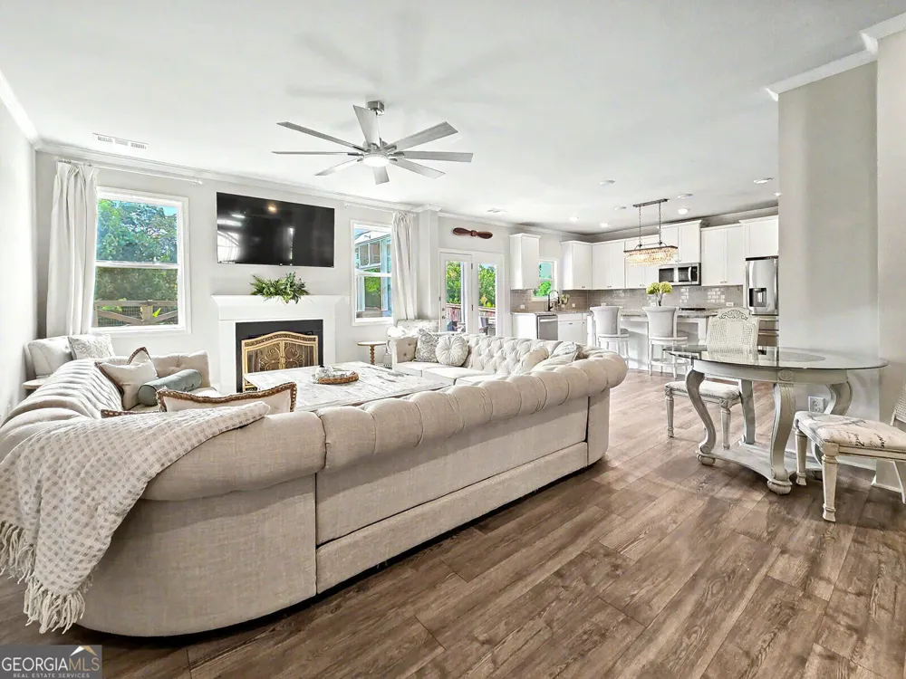 349 Garnet DR Acworth, GA 30101