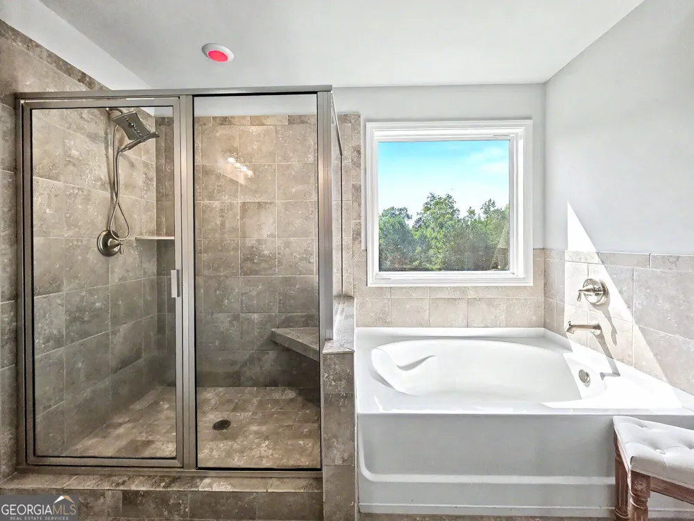349 Garnet DR Acworth, GA 30101