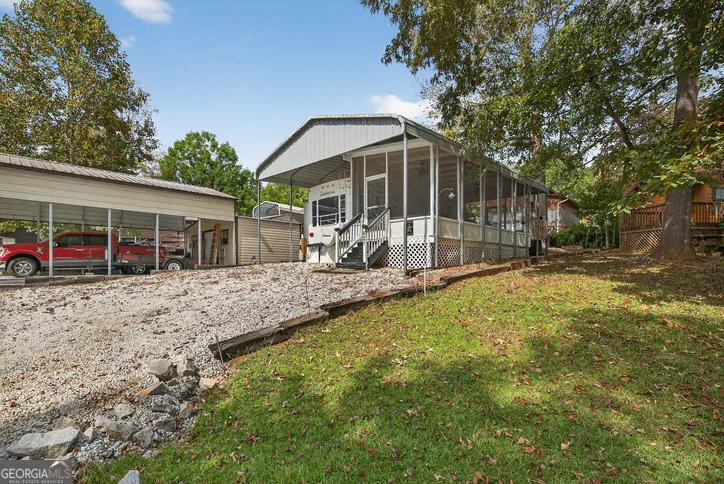 421 Newbury CIR Westminster, SC 29693