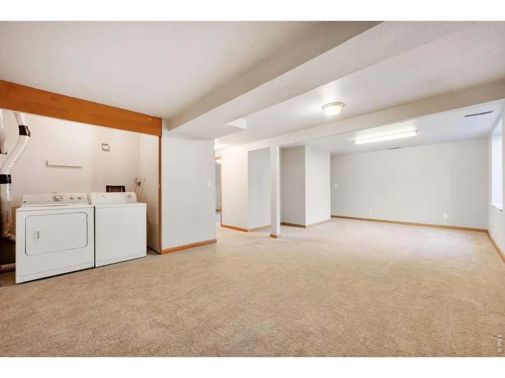 2124 Ayrshire Drive Fort Collins, CO 80526