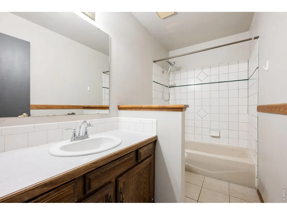 2124 Ayrshire Drive Fort Collins, CO 80526