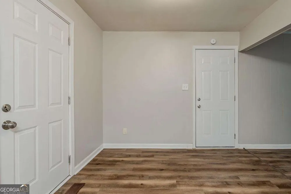 3633 Bunker Hill DR SW Atlanta, GA 30331