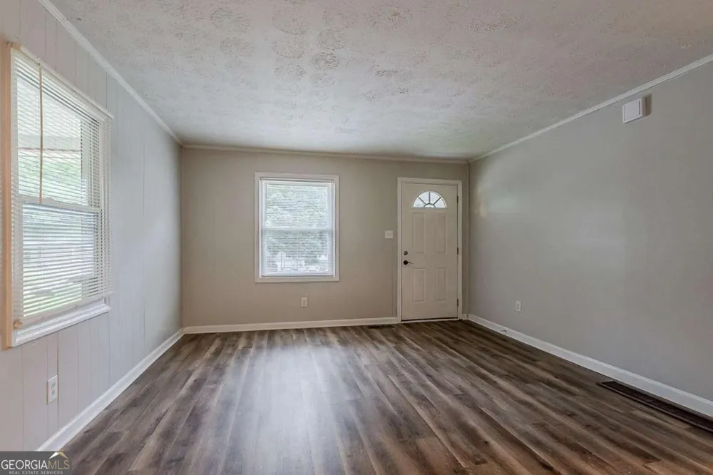 3633 Bunker Hill DR SW Atlanta, GA 30331