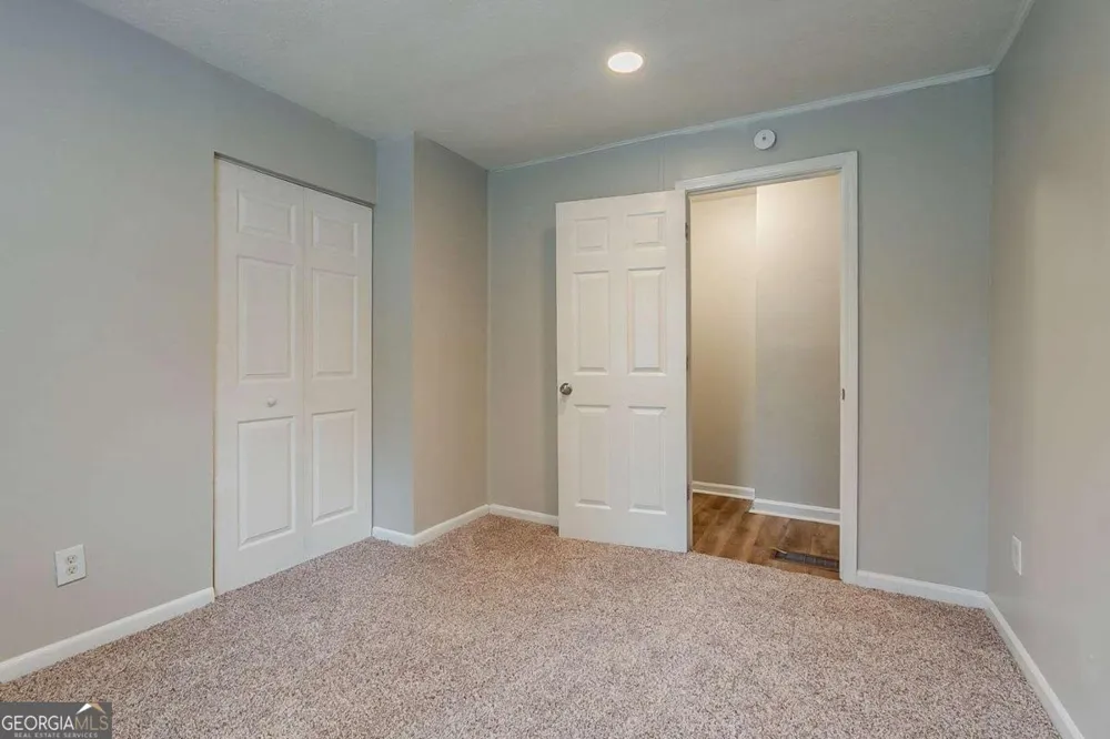3633 Bunker Hill DR SW Atlanta, GA 30331