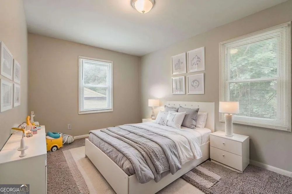 3633 Bunker Hill DR SW Atlanta, GA 30331