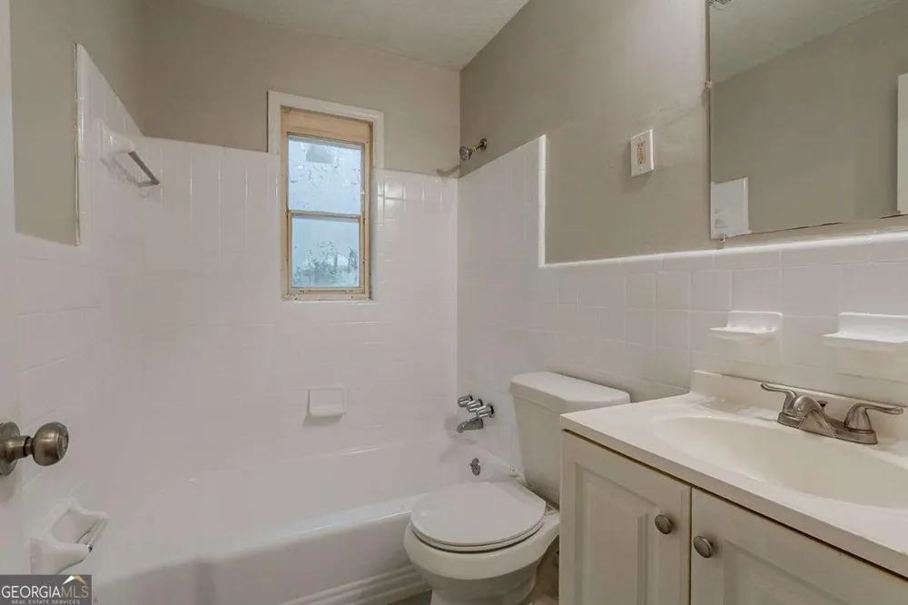 3633 Bunker Hill DR SW Atlanta, GA 30331