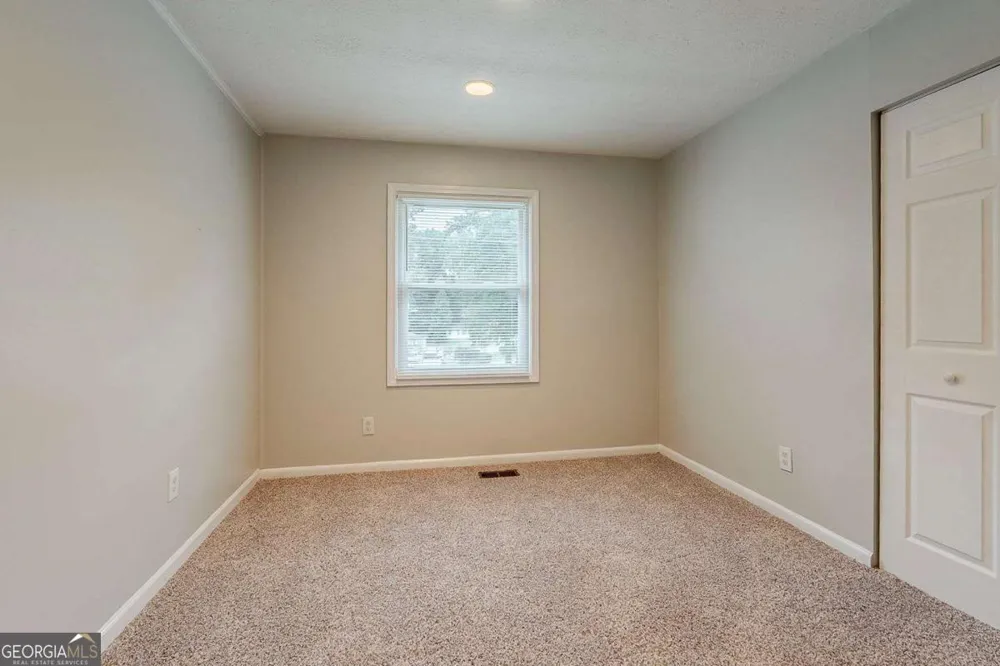 3633 Bunker Hill DR SW Atlanta, GA 30331
