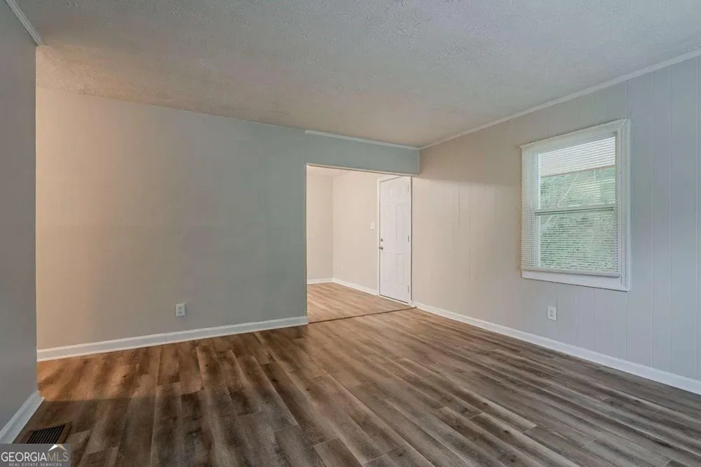 3633 Bunker Hill DR SW Atlanta, GA 30331
