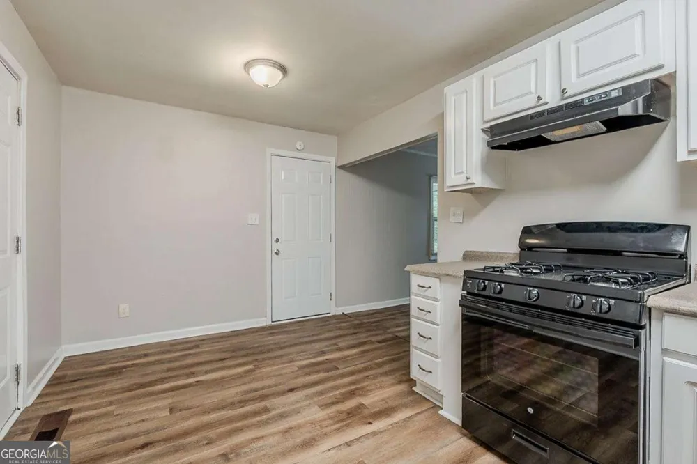 3633 Bunker Hill DR SW Atlanta, GA 30331